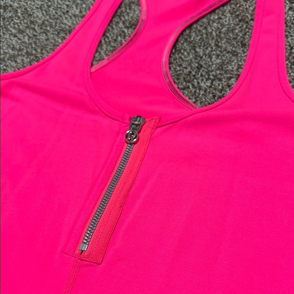 Lululemon Pink Racerback Tank Top with front zipper. No size tag. Fits size 6/M - Picture 5 of 9